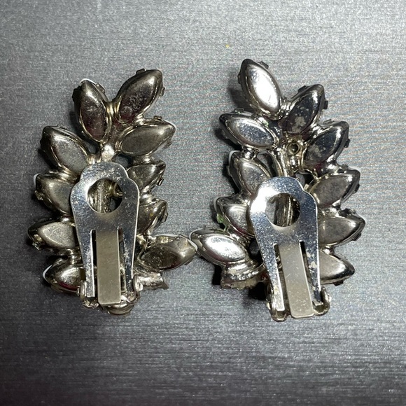 Milk Glass & Rhinestone Climber Clip On Earrings Vintage Navette - Picture 2 of 8